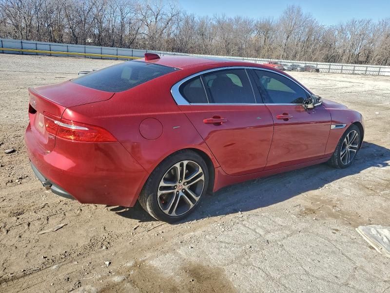 2017 Jaguar Xe Prestige