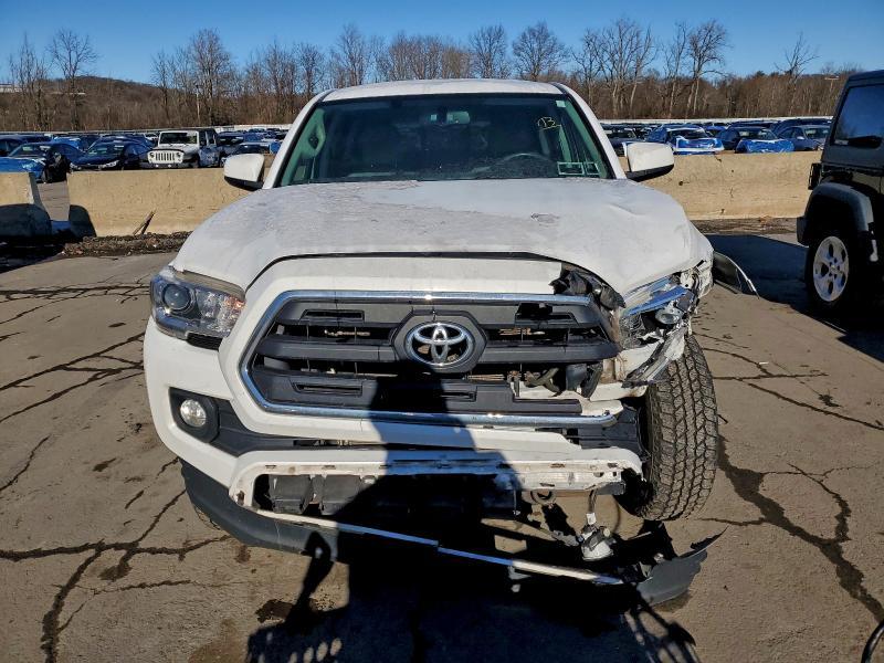 2017 Toyota Tacoma Double cab