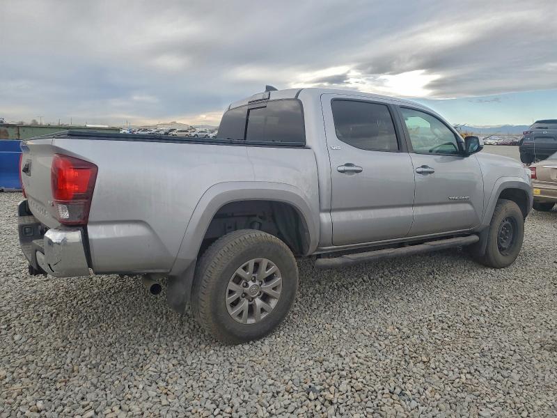 2018 Toyota Tacoma Double cab