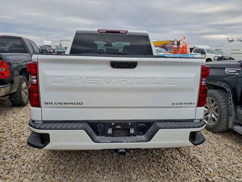 2025 Chevrolet Silverado C1500 Custom