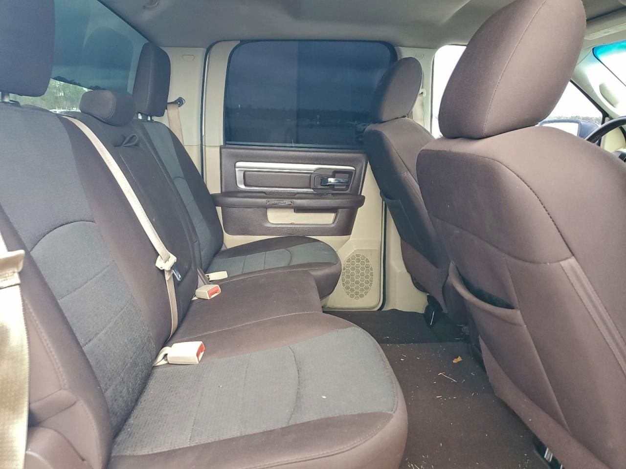 2015 Dodge RAM 1500 SLT