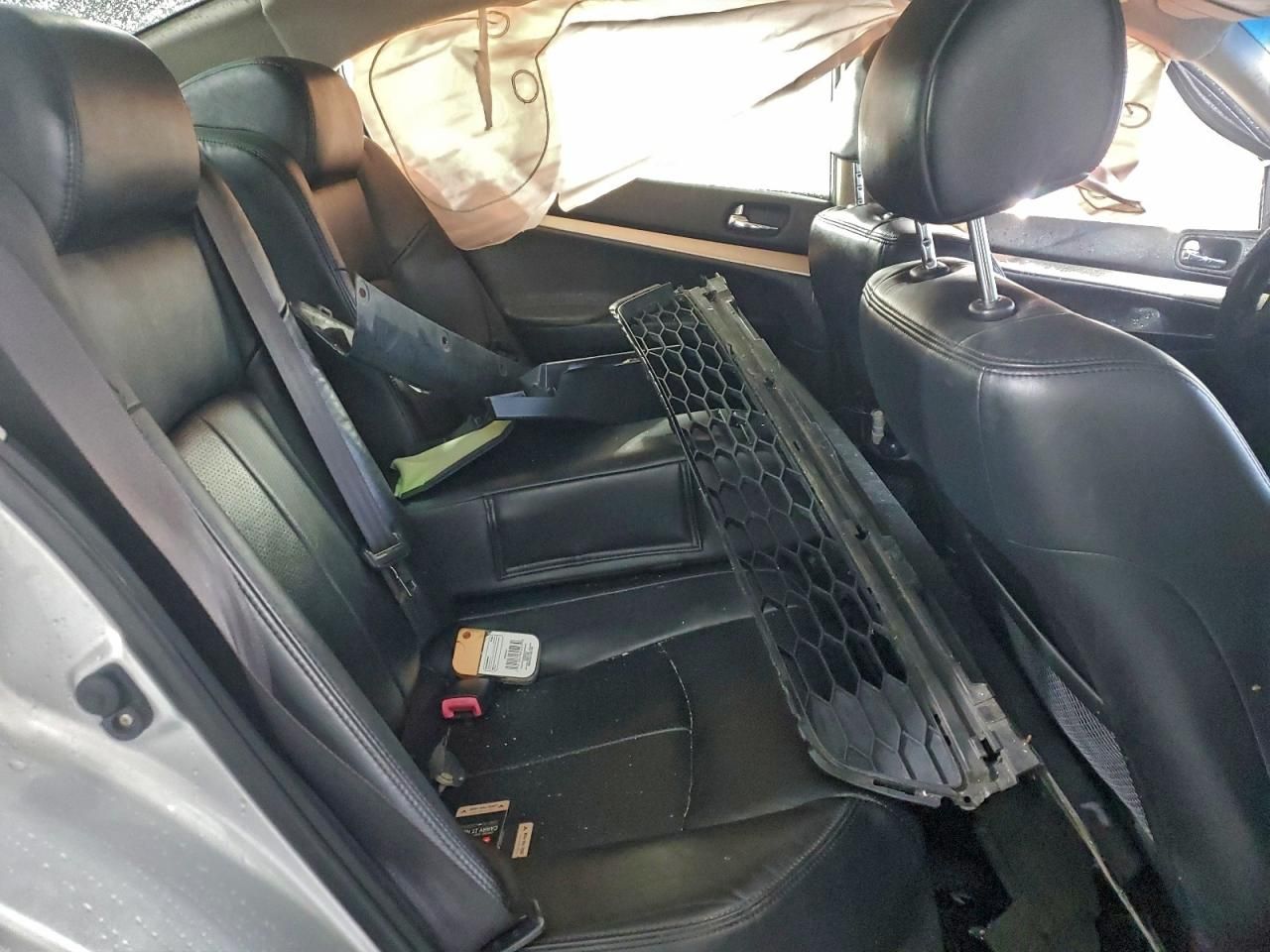 2011 Infinity G37 Sedan x