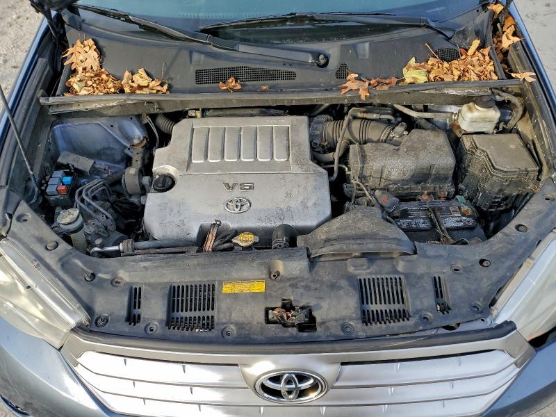 2013 Toyota Highlander Base