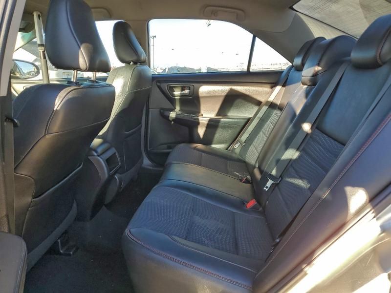 2015 Toyota Camry le