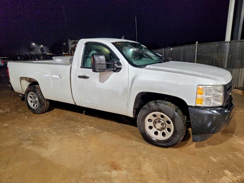 2013 Chev 1500 4X2 / Pickup