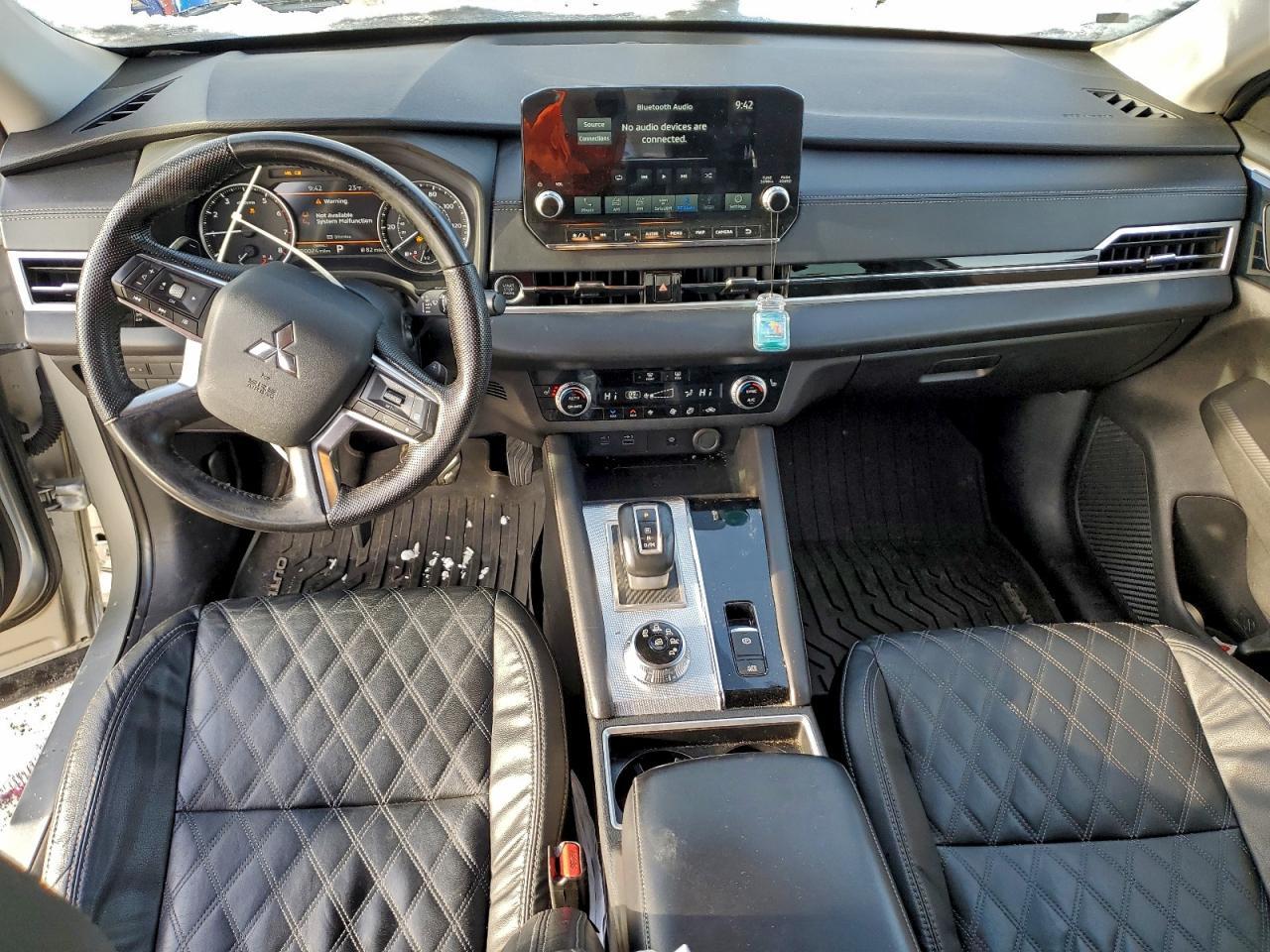2022 Mitsubishi Outlander sel
