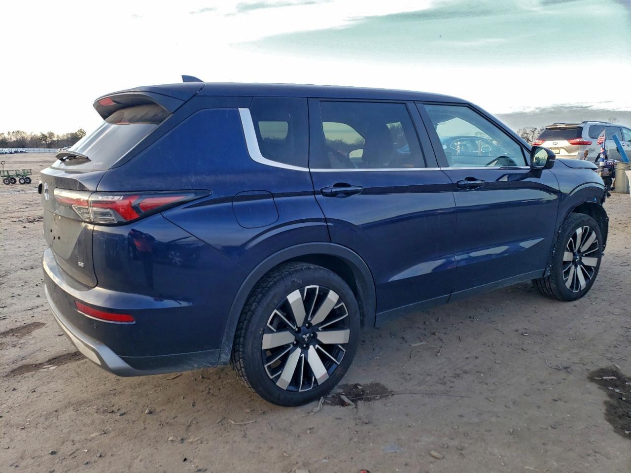 2025 Mitsubishi Outlander se