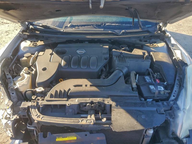 2010 Nissan Altima Base