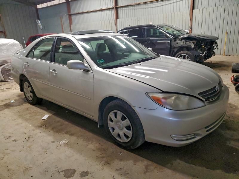 2004 Toyota Camry le