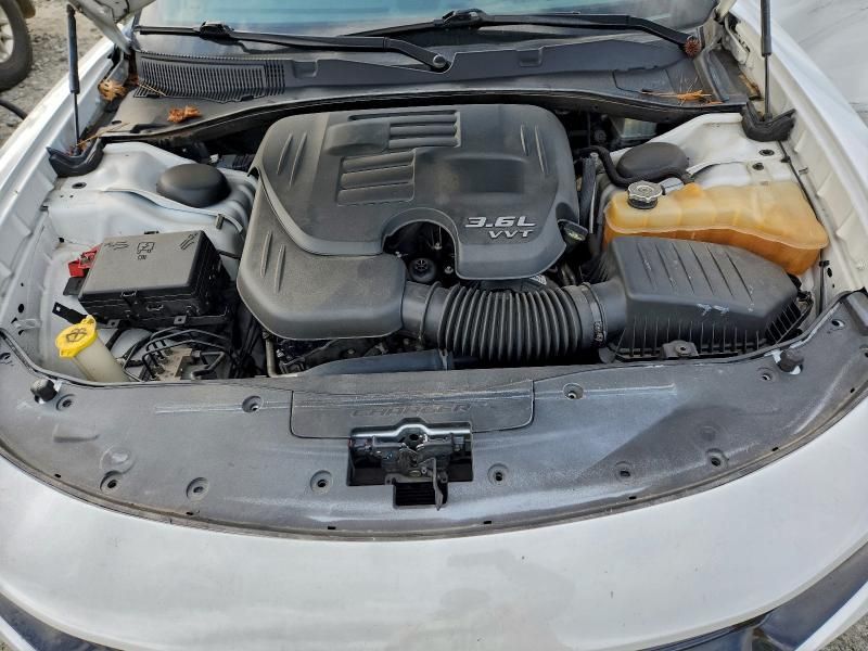 2020 Dodge Charger sxt