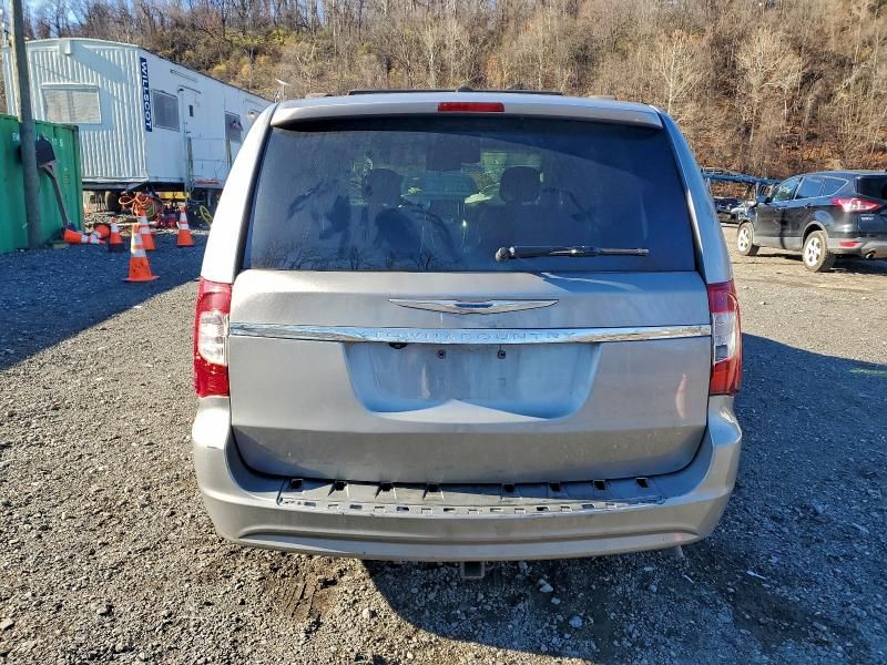 2015 Chrysler Town & Country Touring