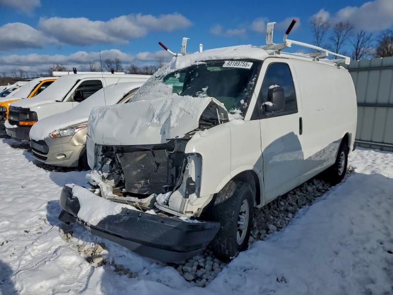 2020 Chevrolet Express Delivery van