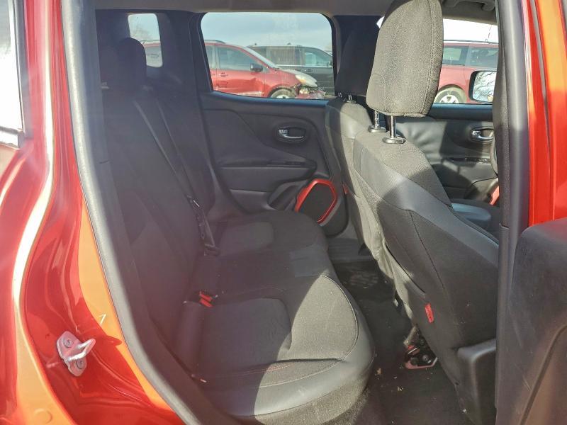 2016 Jeep Renegade Trailhawk