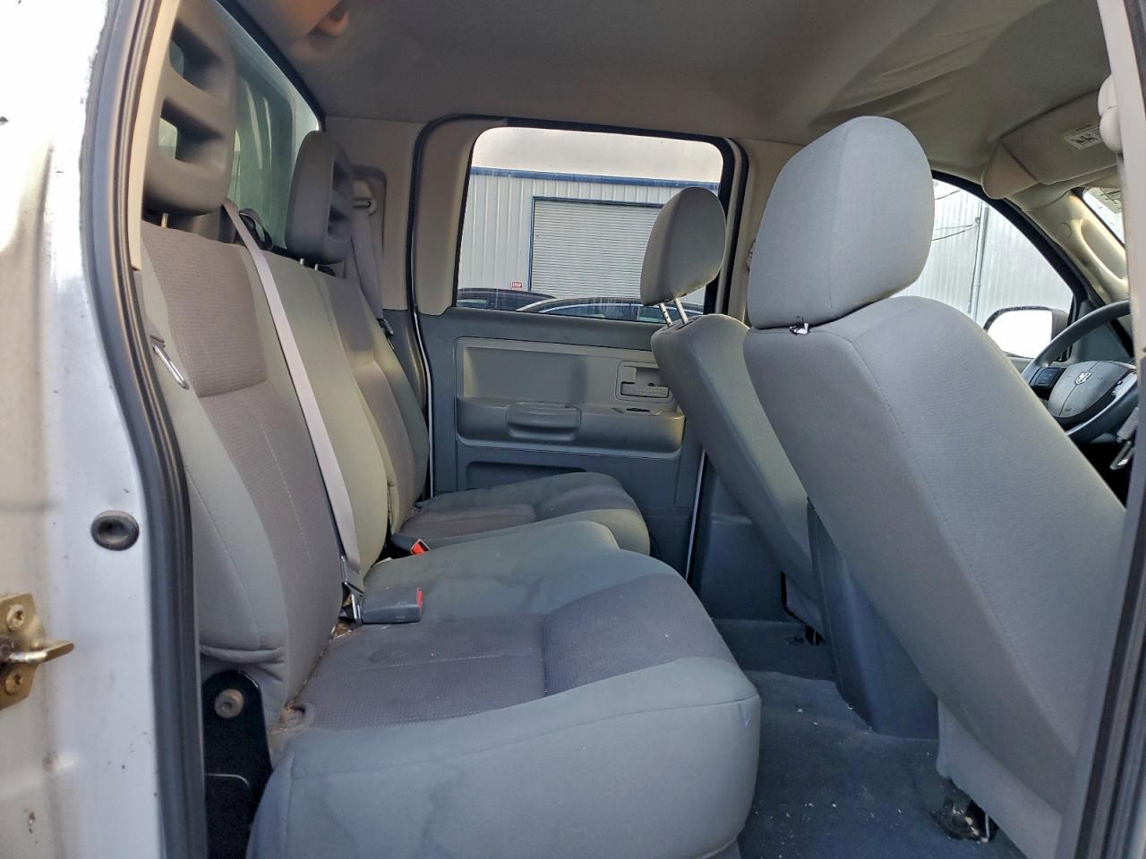 2005 Dodge Dakota Quad slt