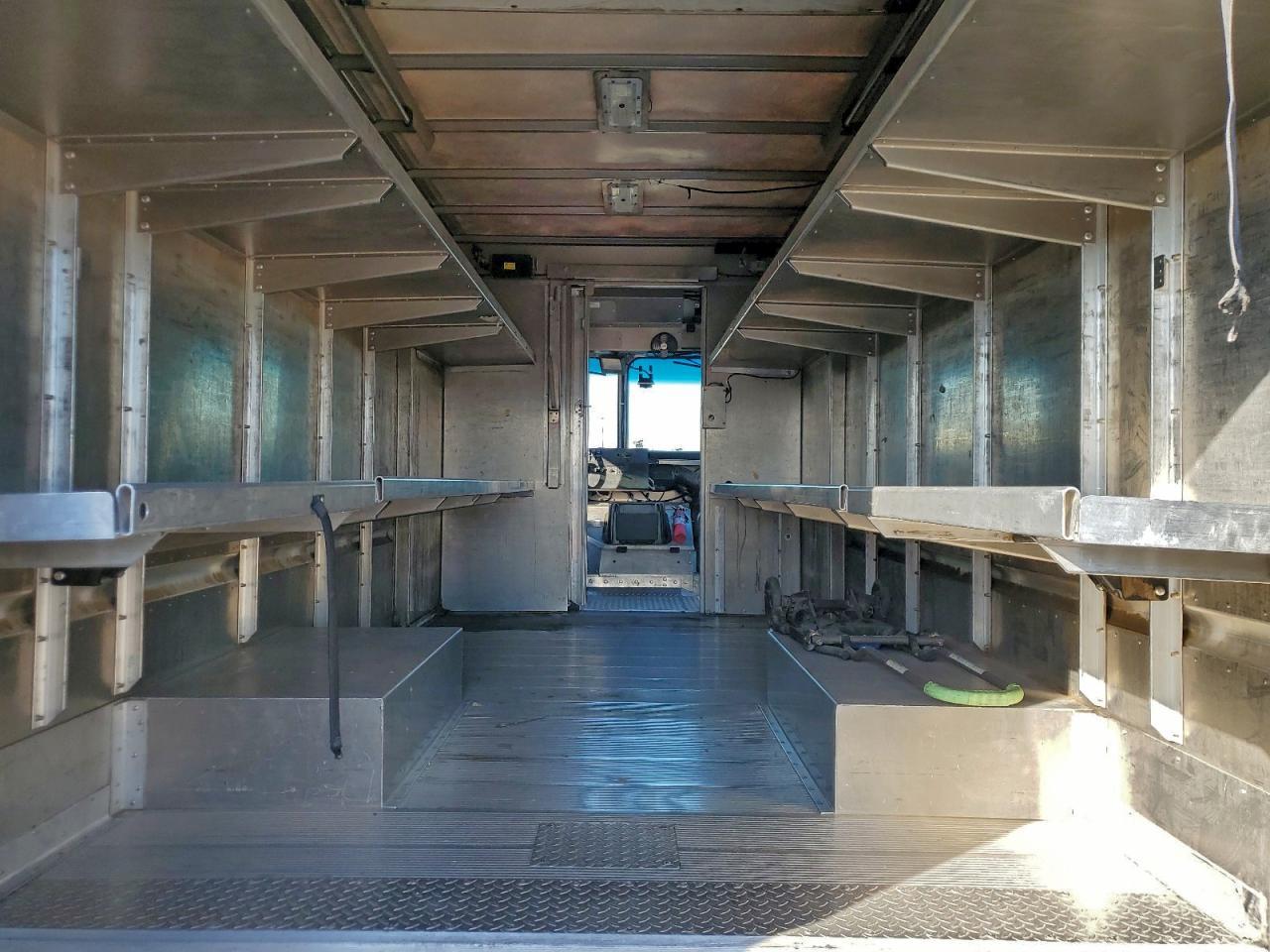 2020 Freightliner MT 45G Delivery Truck