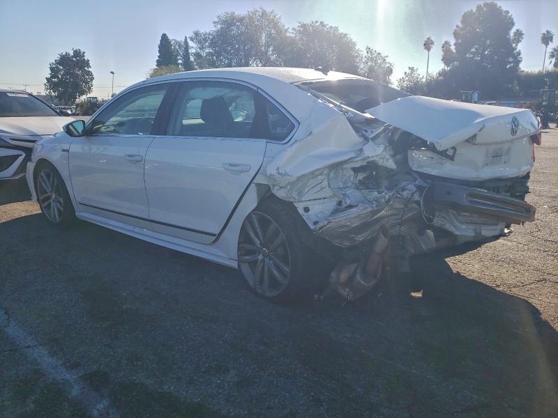 2017 Volkswagen Passat R-line