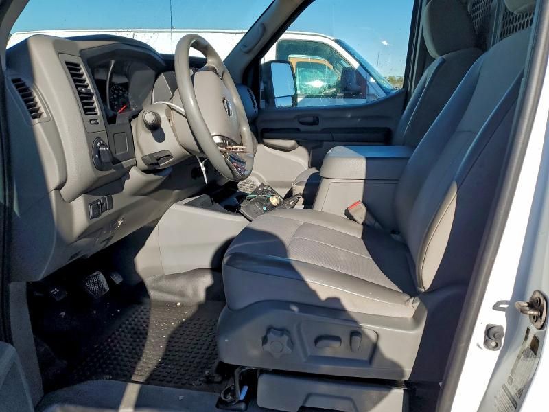 2018 Nissan NV 2500 S