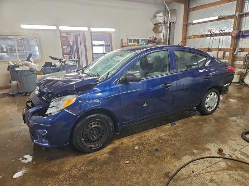 2014 Nissan Versa s