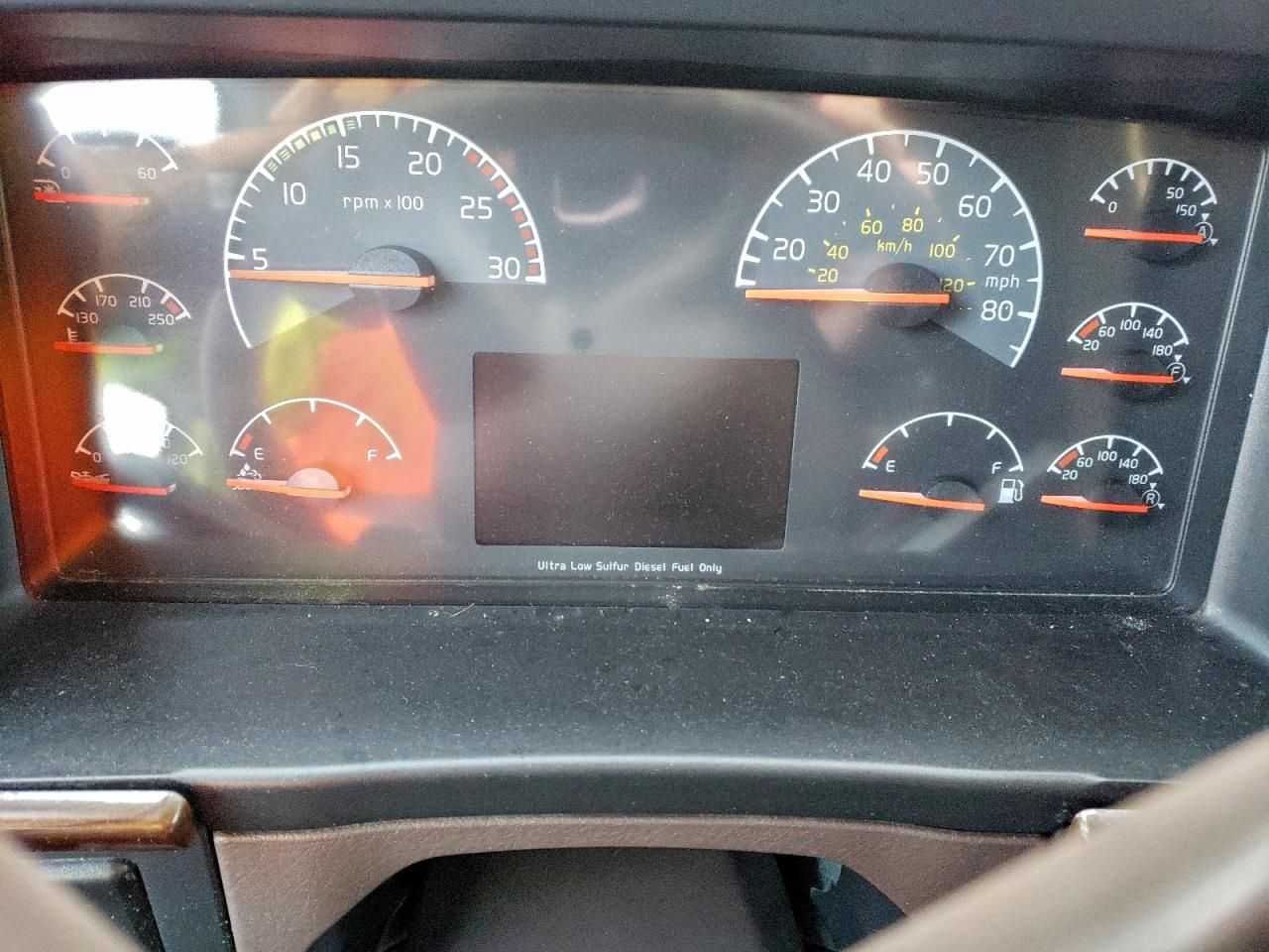 2019 Volvo VNL Semi Truck