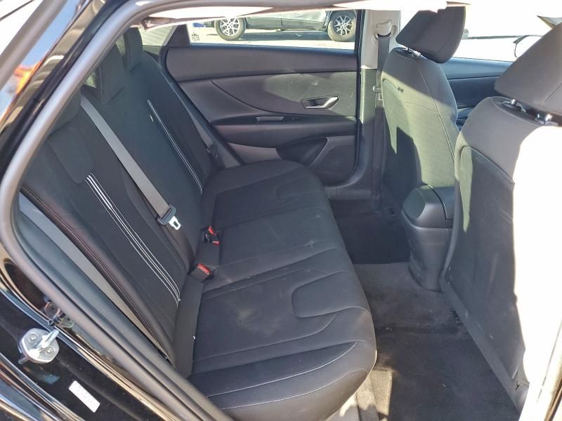 2022 Hyundai Elantra sel