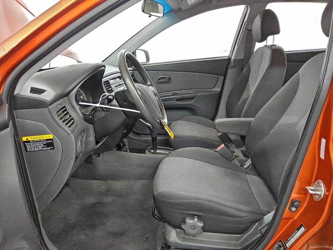 2009 KIA Rio5 lx