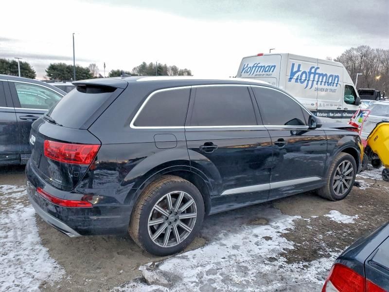 2017 Audi Q7 Premium Plus
