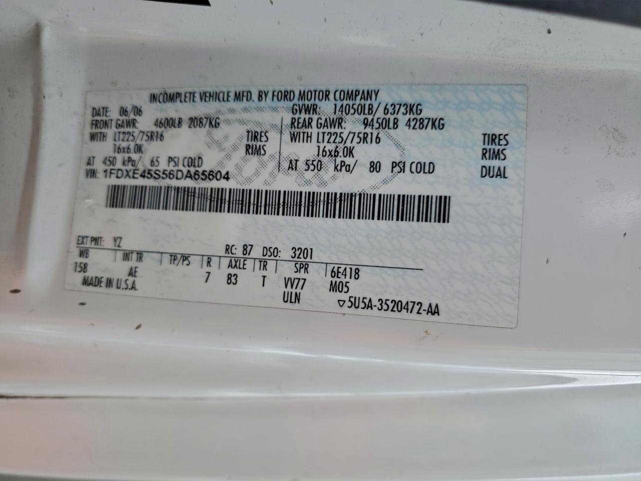 2006 Ford E450 BOX Truck