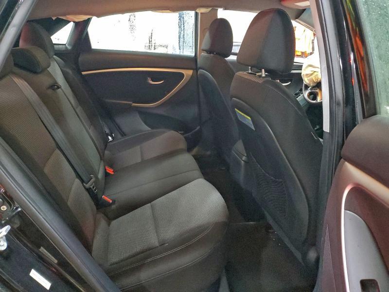 2013 Hyundai Elantra gt Base