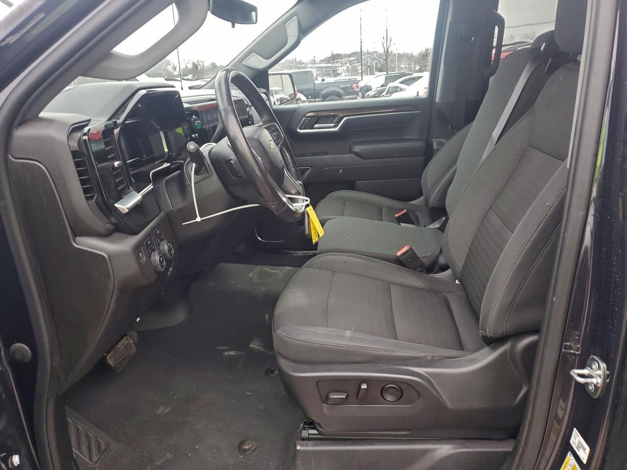 2022 Chevrolet Silverado K1500 LT-L