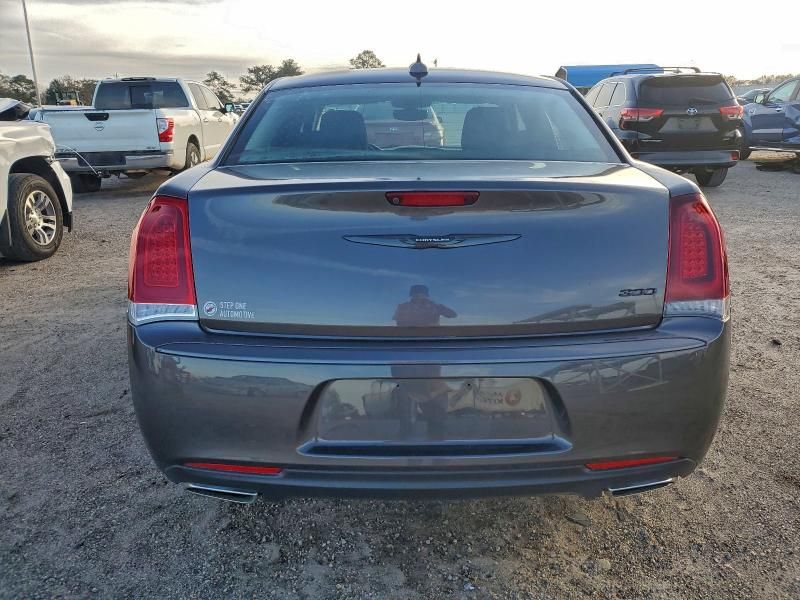 2023 Chrysler 300 Touring