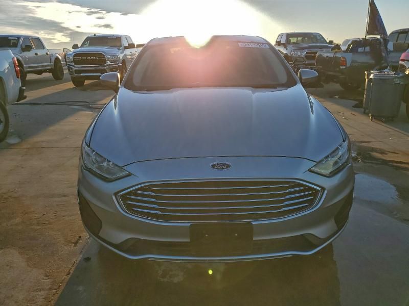 2020 Ford Fusion se