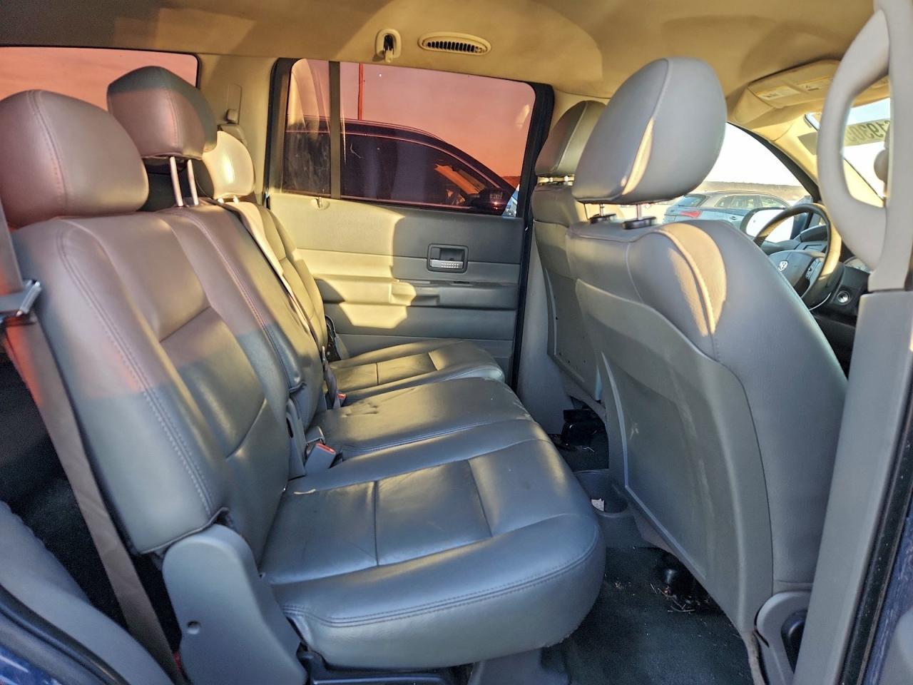 2004 Dodge Durango slt