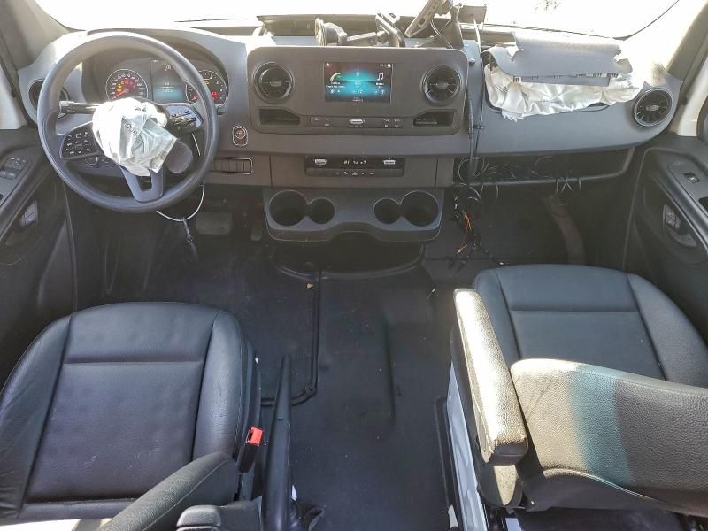 2021 Freightliner Delivery Van