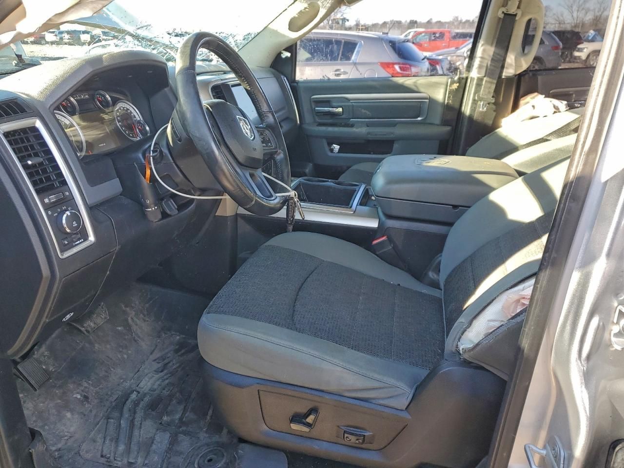 2014 Dodge Ram 1500 slt