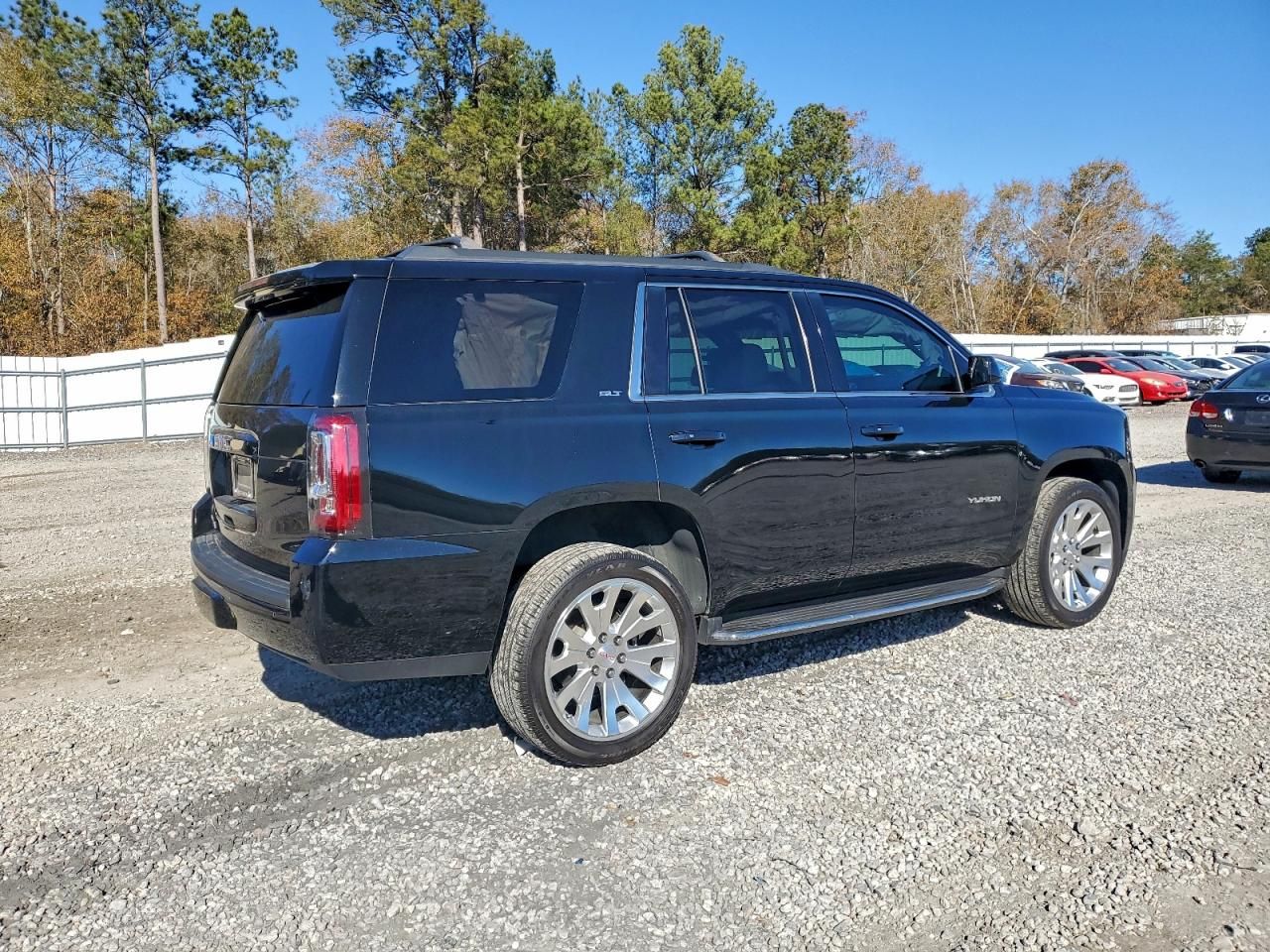 2018 GMC Yukon slt