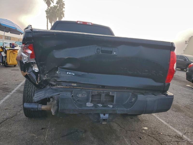 2016 Toyota Tundra Double cab sr