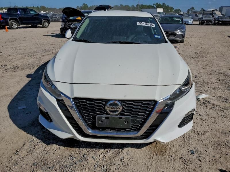 2019 Nissan Altima s
