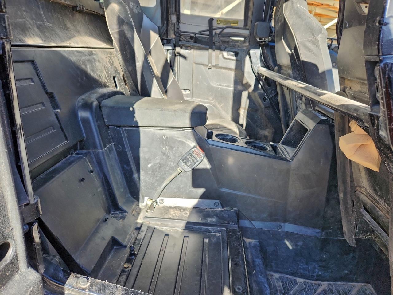 2019 Polaris 2019 Pols General 4 Ride Comma-Utility Vehicle