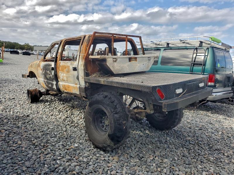 2002 Chevrolet S 10 Flatbed Truck