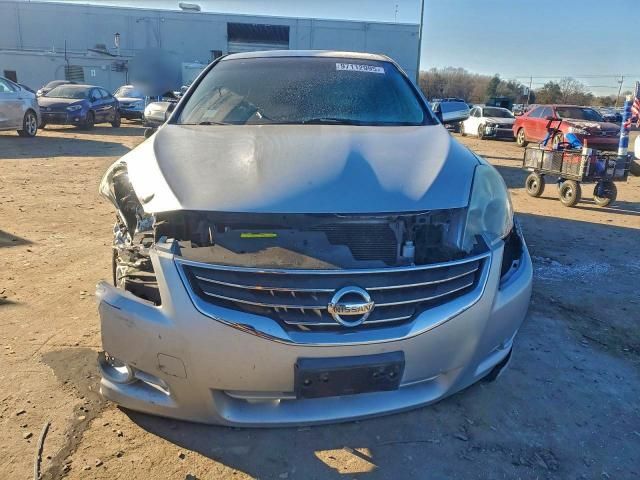 2010 Nissan Altima Base