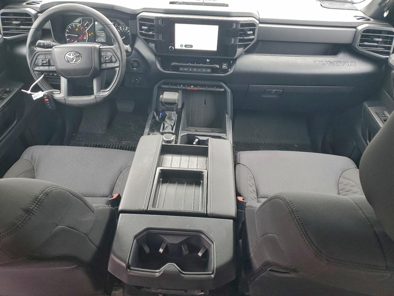 2026 Toyota Tundra Crewmax sr