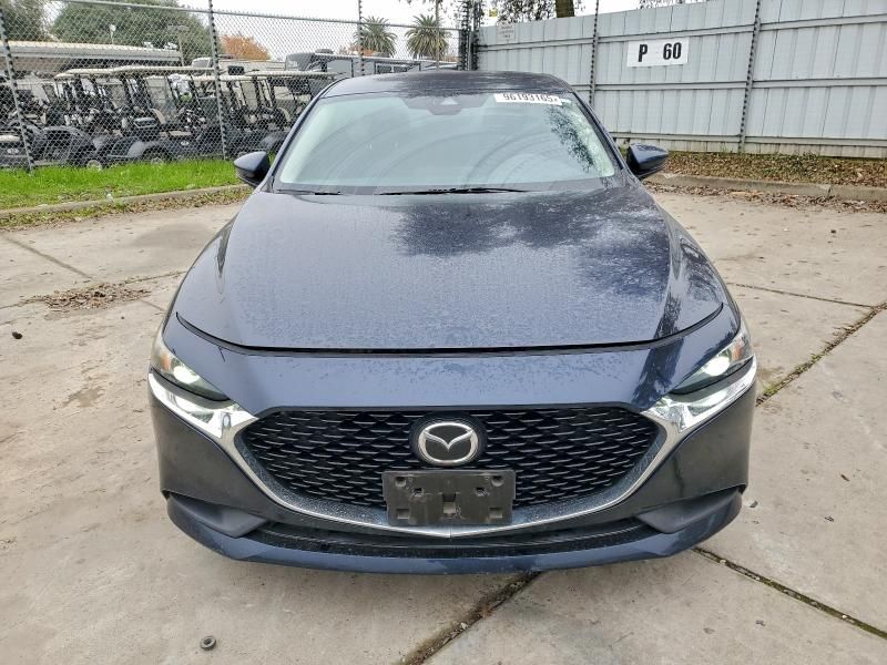 2022 Mazda 3 Select