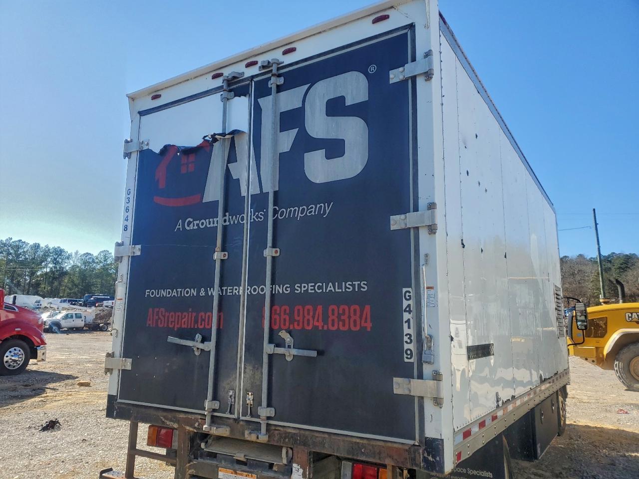 2022 Isuzu NRR BOX Truck