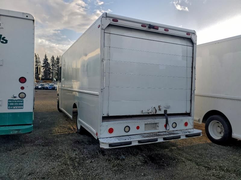 2007 Freightliner Mt45g Delivery Truck