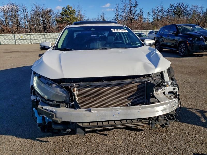 2019 Honda Civic Touring