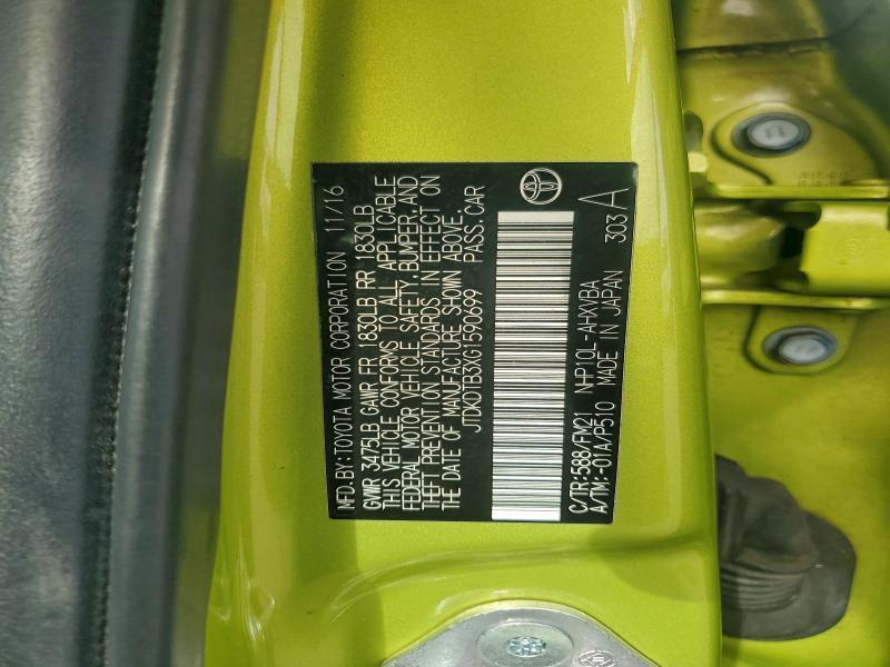 2016 Toyota Prius c