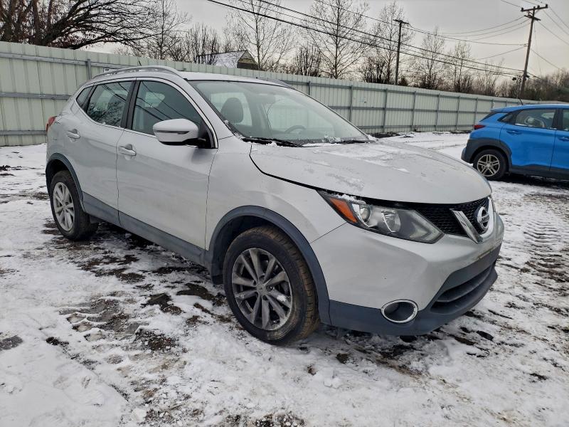 2017 Nissan Rogue Sport s