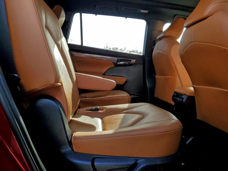 2020 Toyota Highlander Platinum