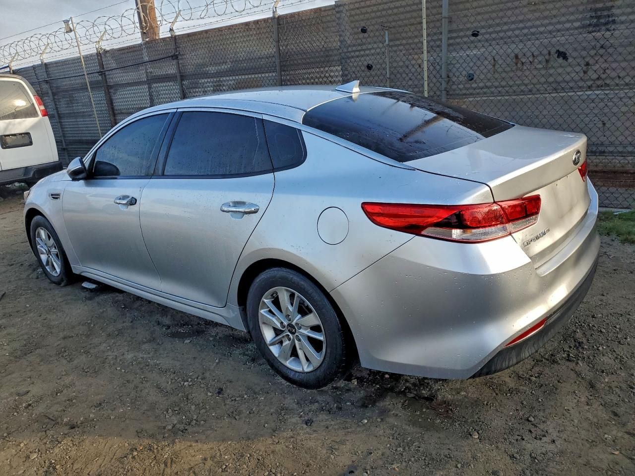 2016 KIA Optima lx