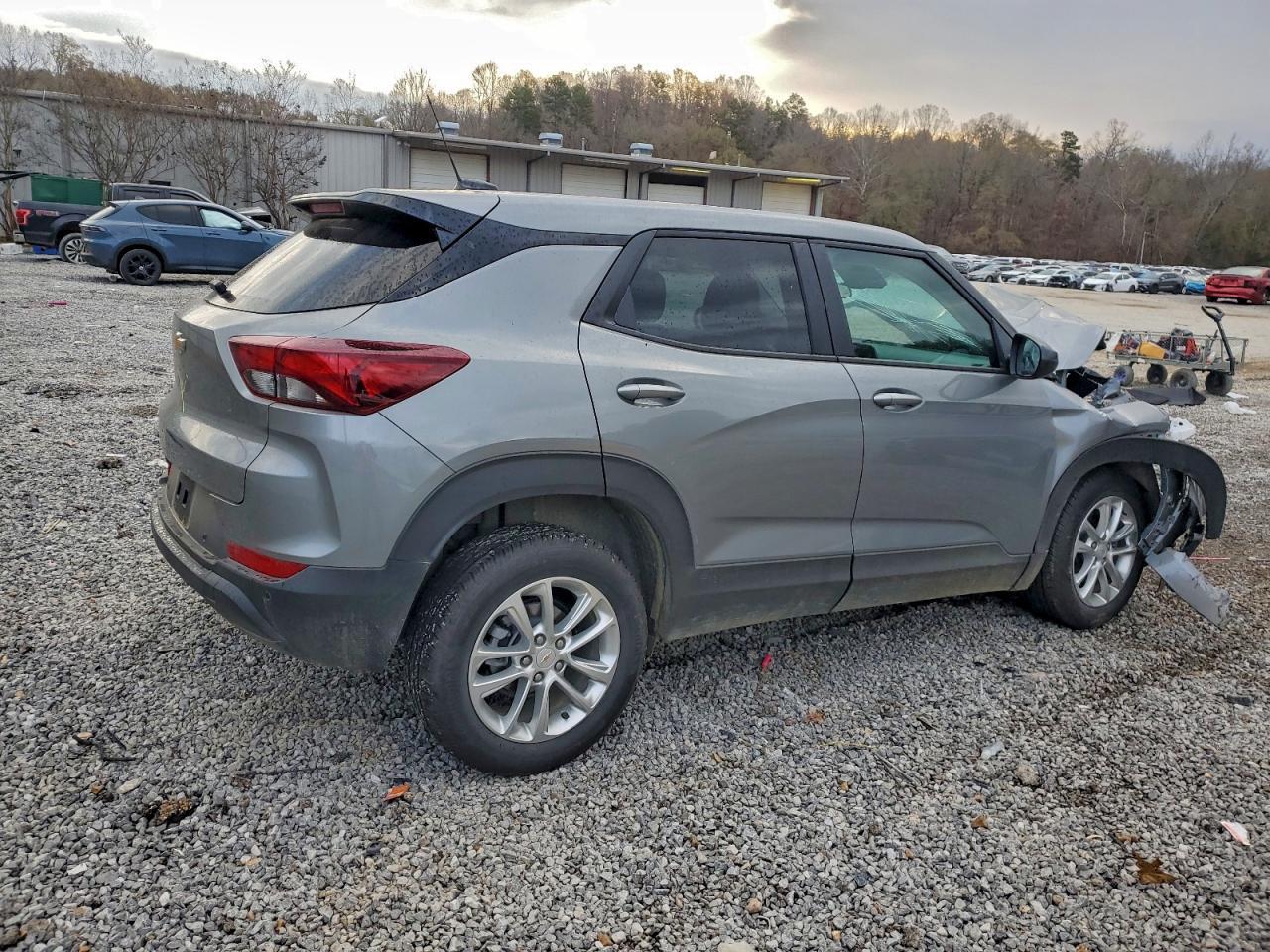 2025 Chevrolet Trailblazer ls